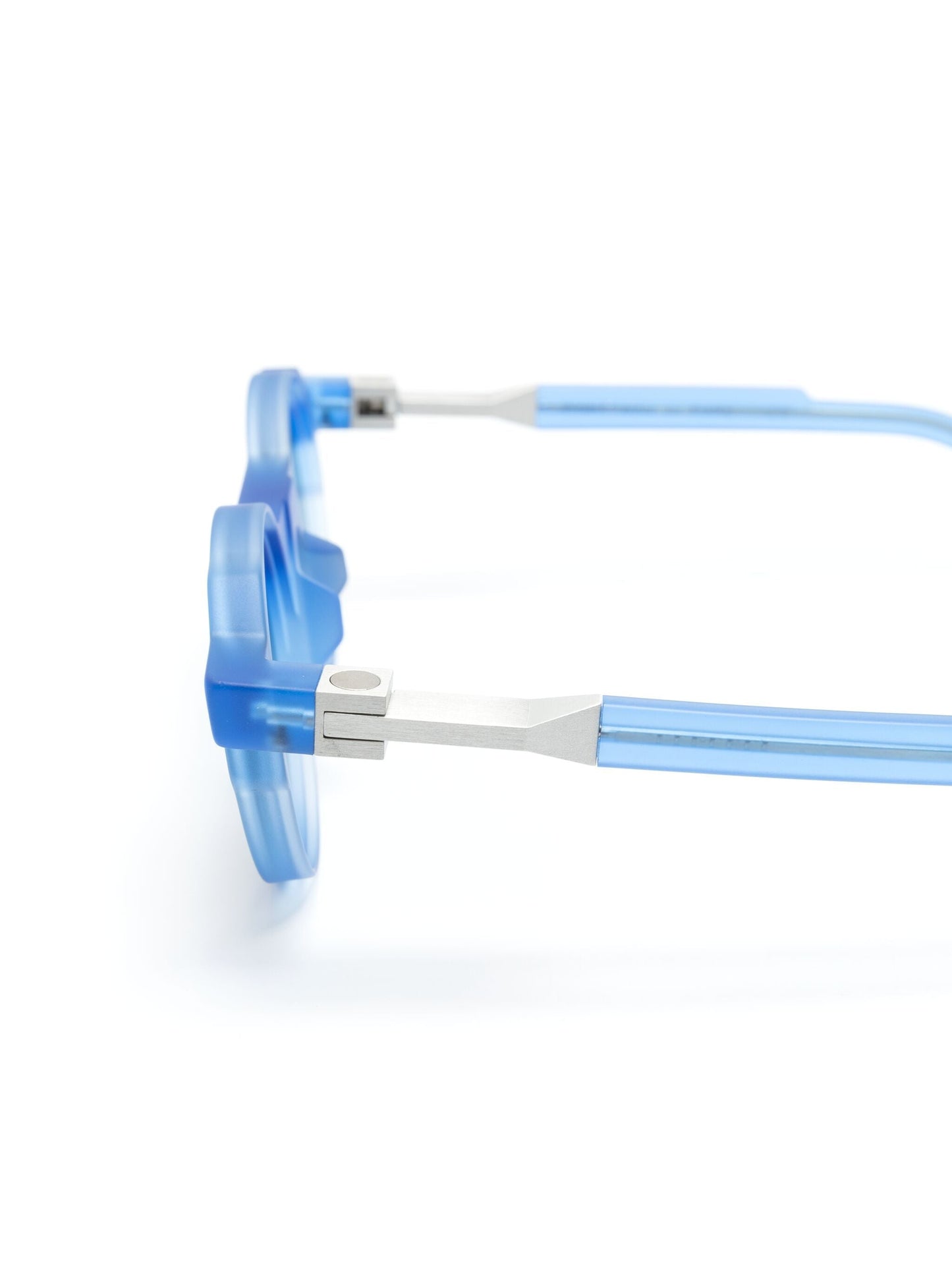 BL0002 CRYSTAL BLUE MATTE HI BLACK