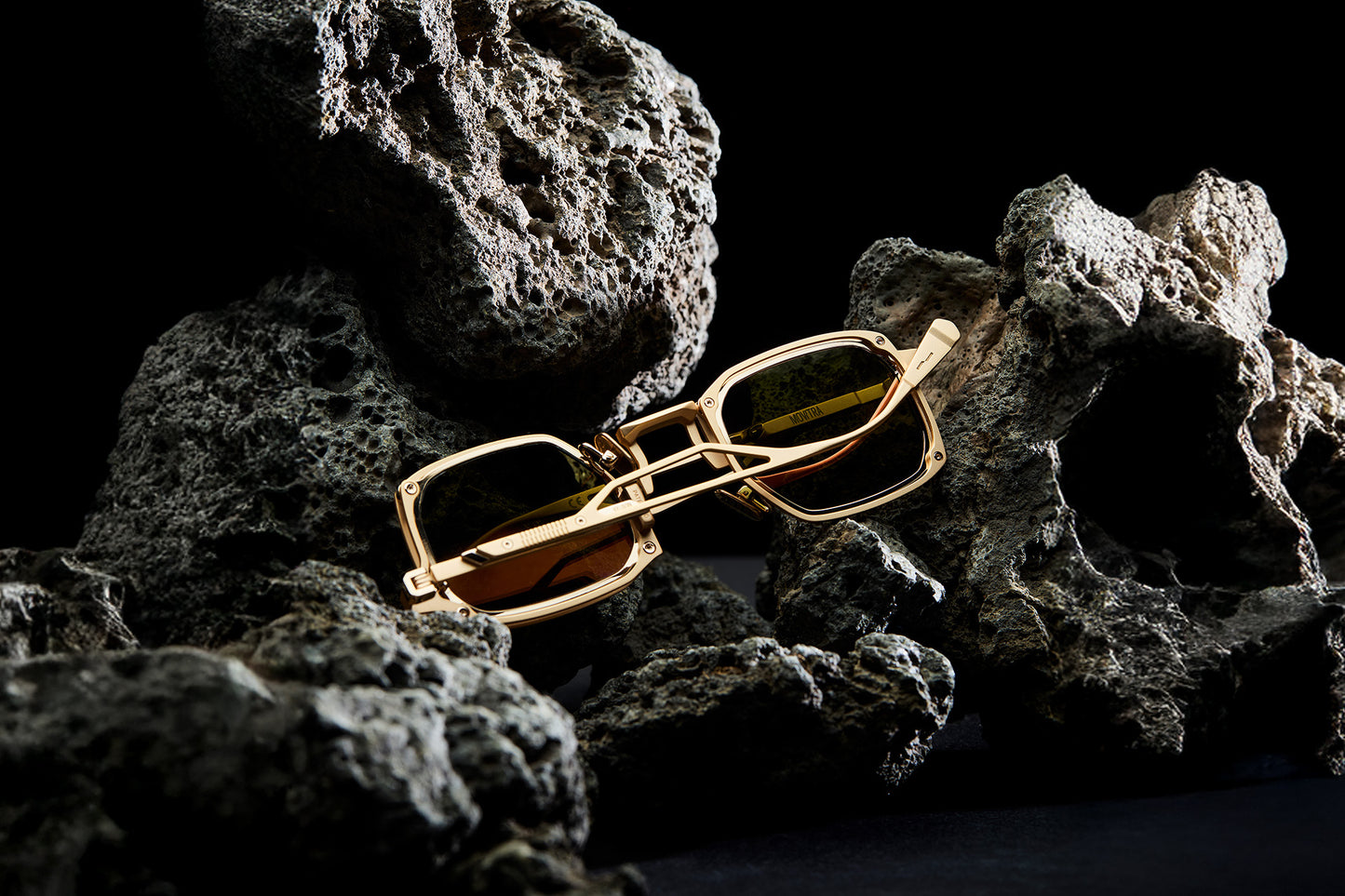 Trinitas 02 C3 Rose Gold Mirror Gold Lenses