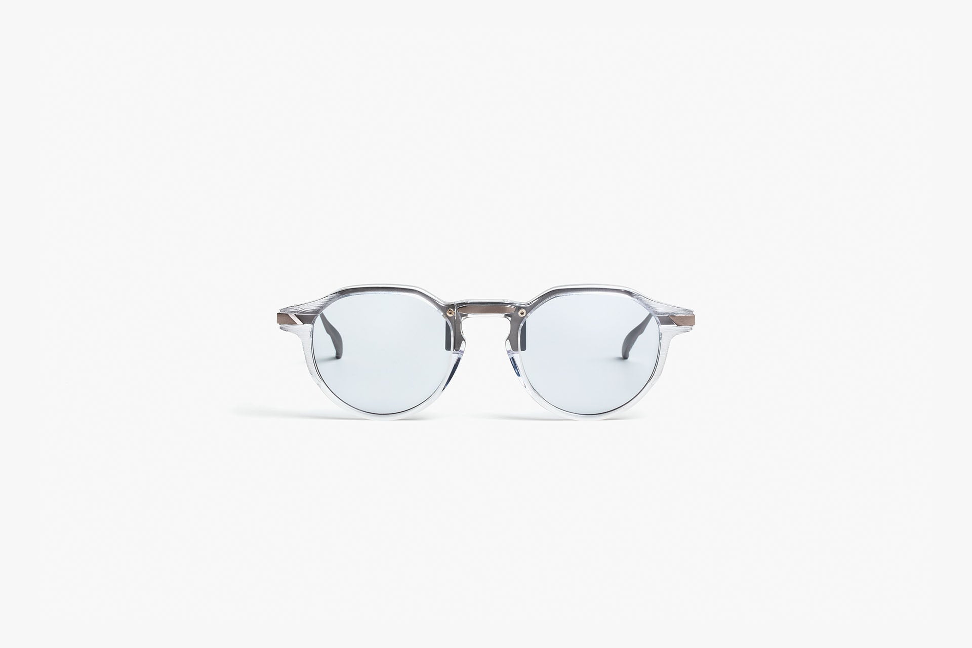 AM03D Crystal with Light Blue Lenses