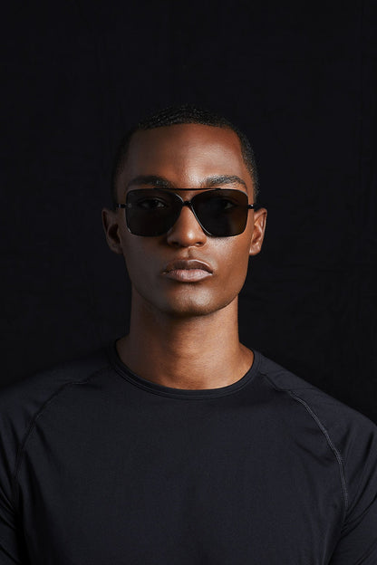 6OX  8M8/BK (Black)