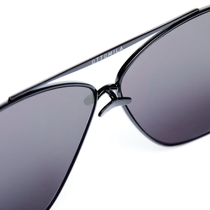 6OX  8M8/BK (Black)
