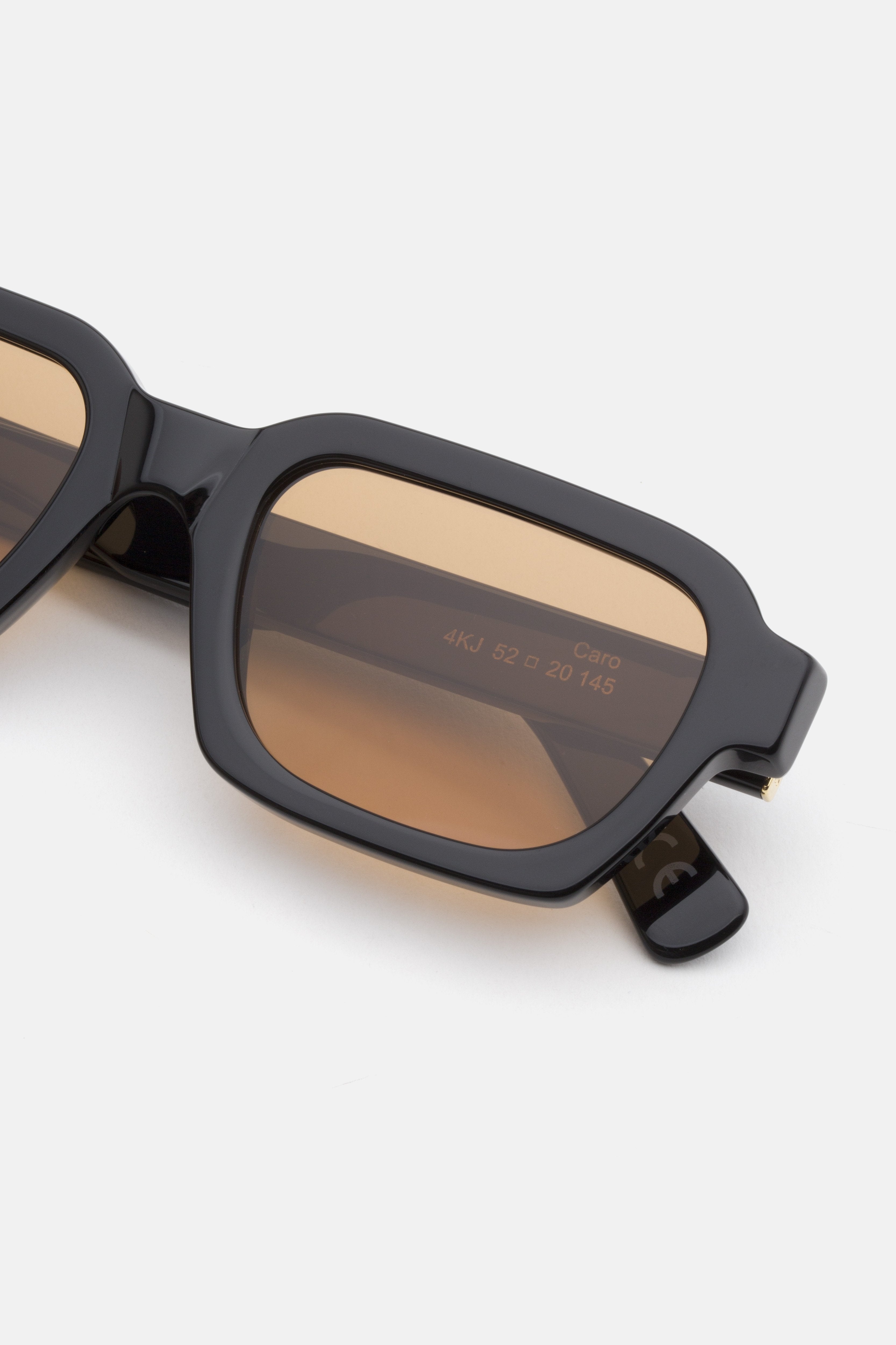 Caro Refined