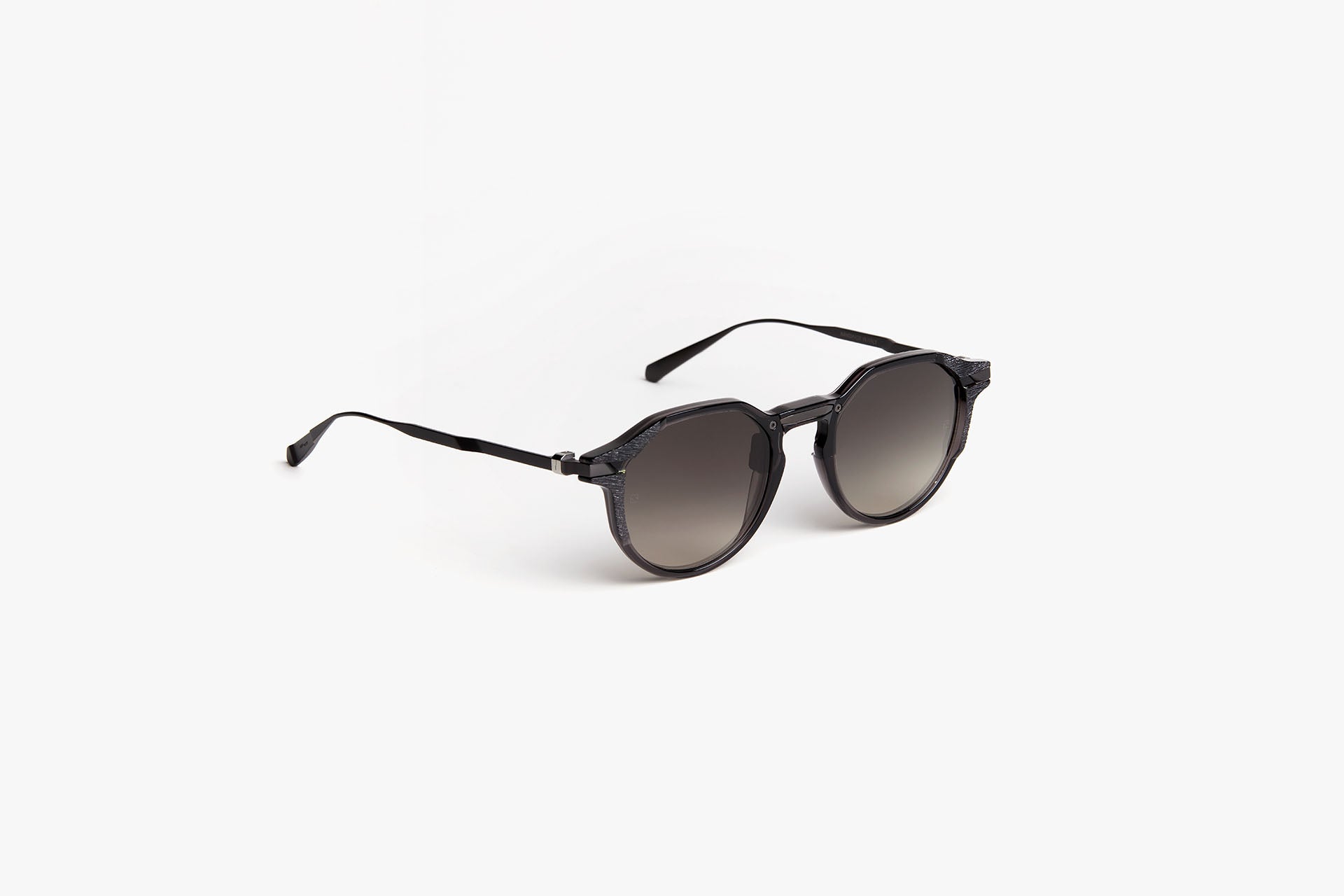Inceptus 03-C1 Black with Grad. Grey Lenses