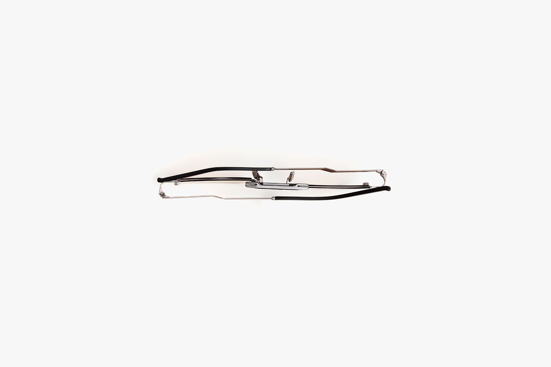 Levitas 04-C2 Dark Gun with Brown Lenses
